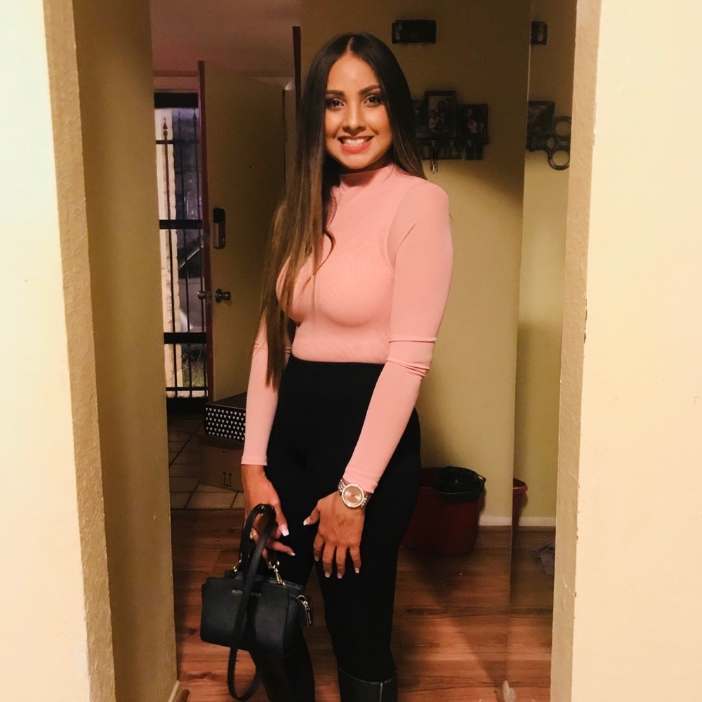 Meet your Posher, Olivia
